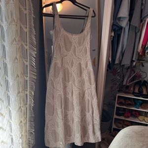Elegant Cream Sleeveless Dress